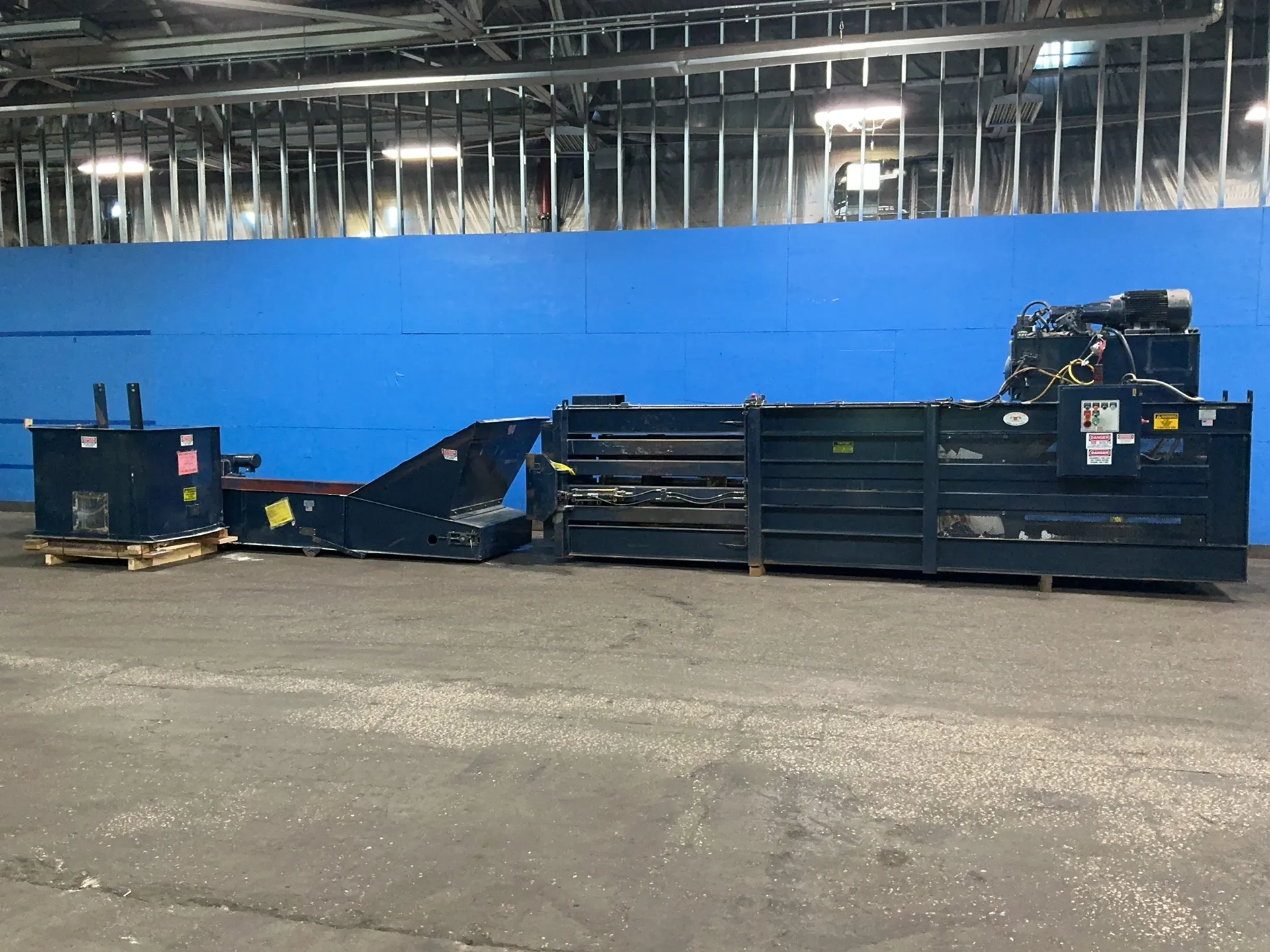 Jv Manufacturing #HX-72, Horizontal Baler, 40" x 50" x 134", 47" x 147" belt conveyor, 3000 PSI, 30 HP, 1775