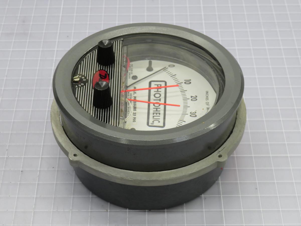 Dwyer #3050C, pressure switch/gauge, 0-50"