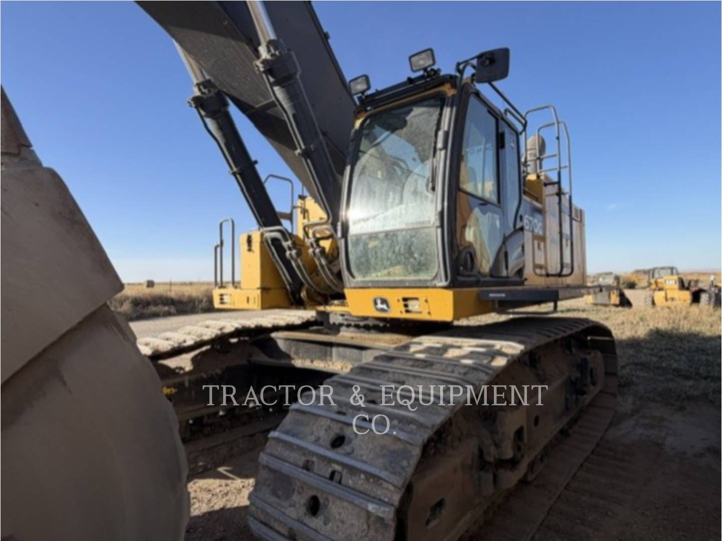 John Deere 670G, 3342 hours, S/N: HMF690099, 2021