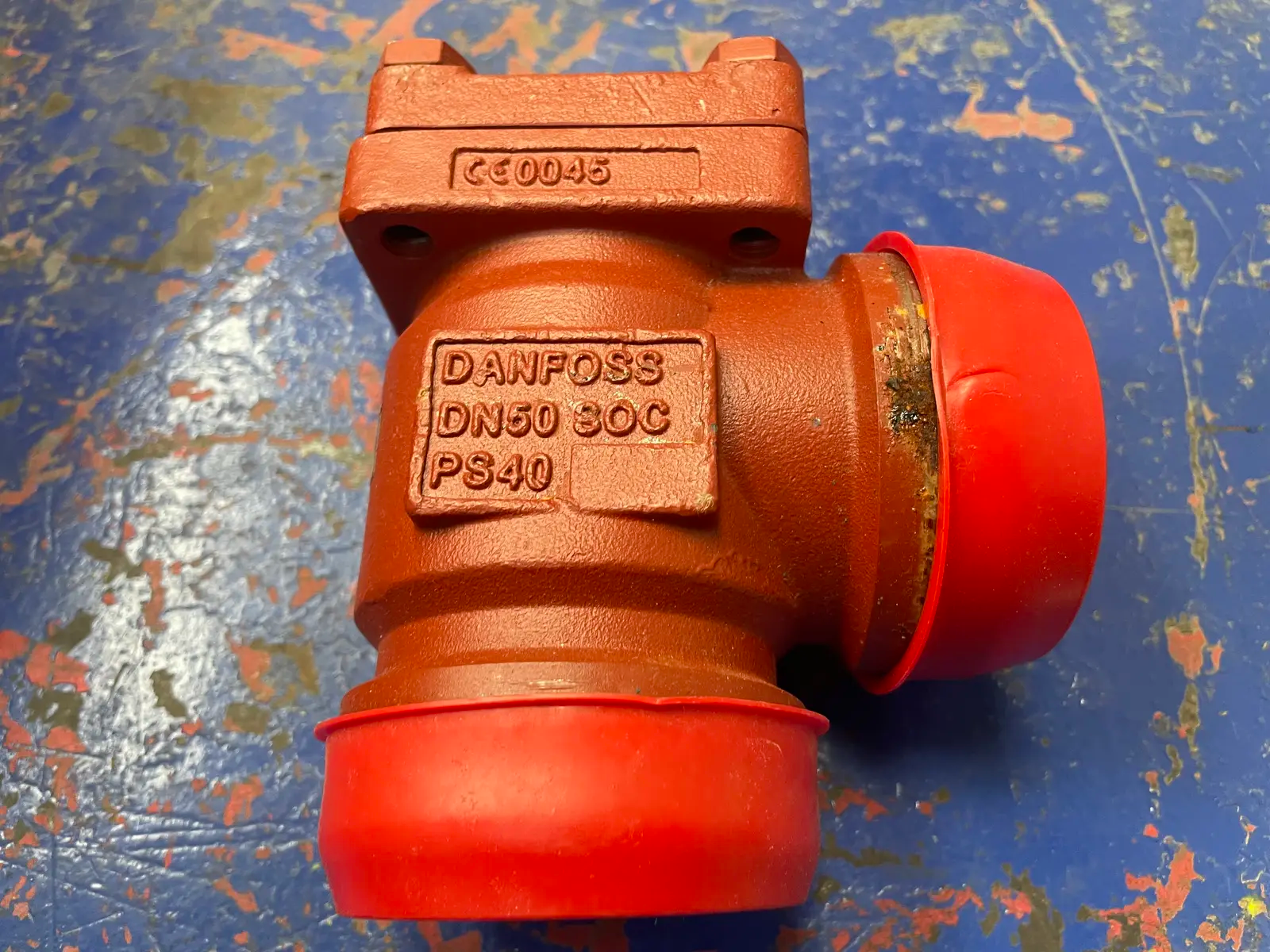 2" Danfoss #FIA50, angle filter housing, 250 micron insert, part no. 148H308025