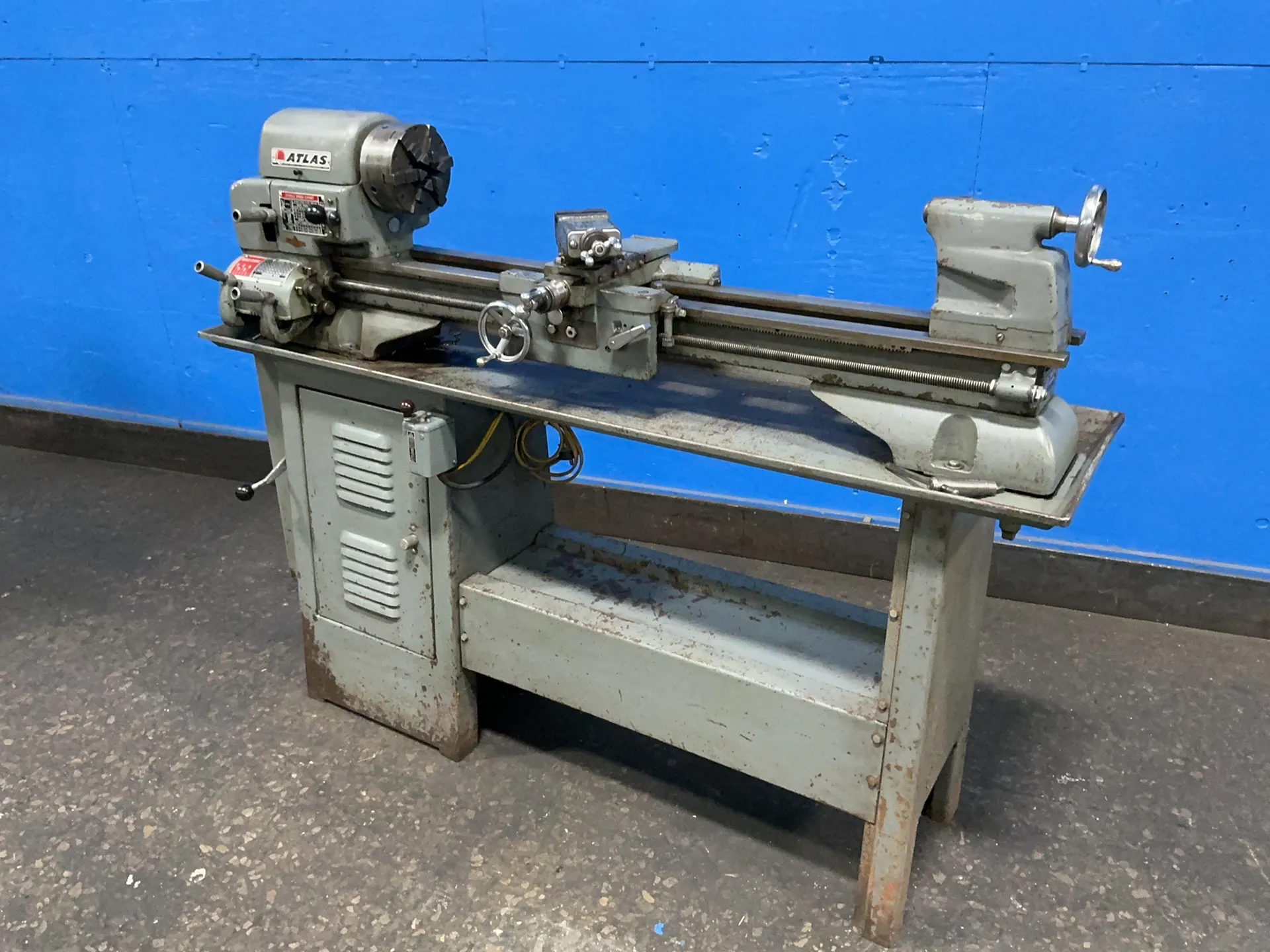 12" x 36" Atlas #3991, lathe, 6" 6-jaw chuck, 1" bore, 3/4 HP, 1725 RPM, tailstock, 115/230 V.