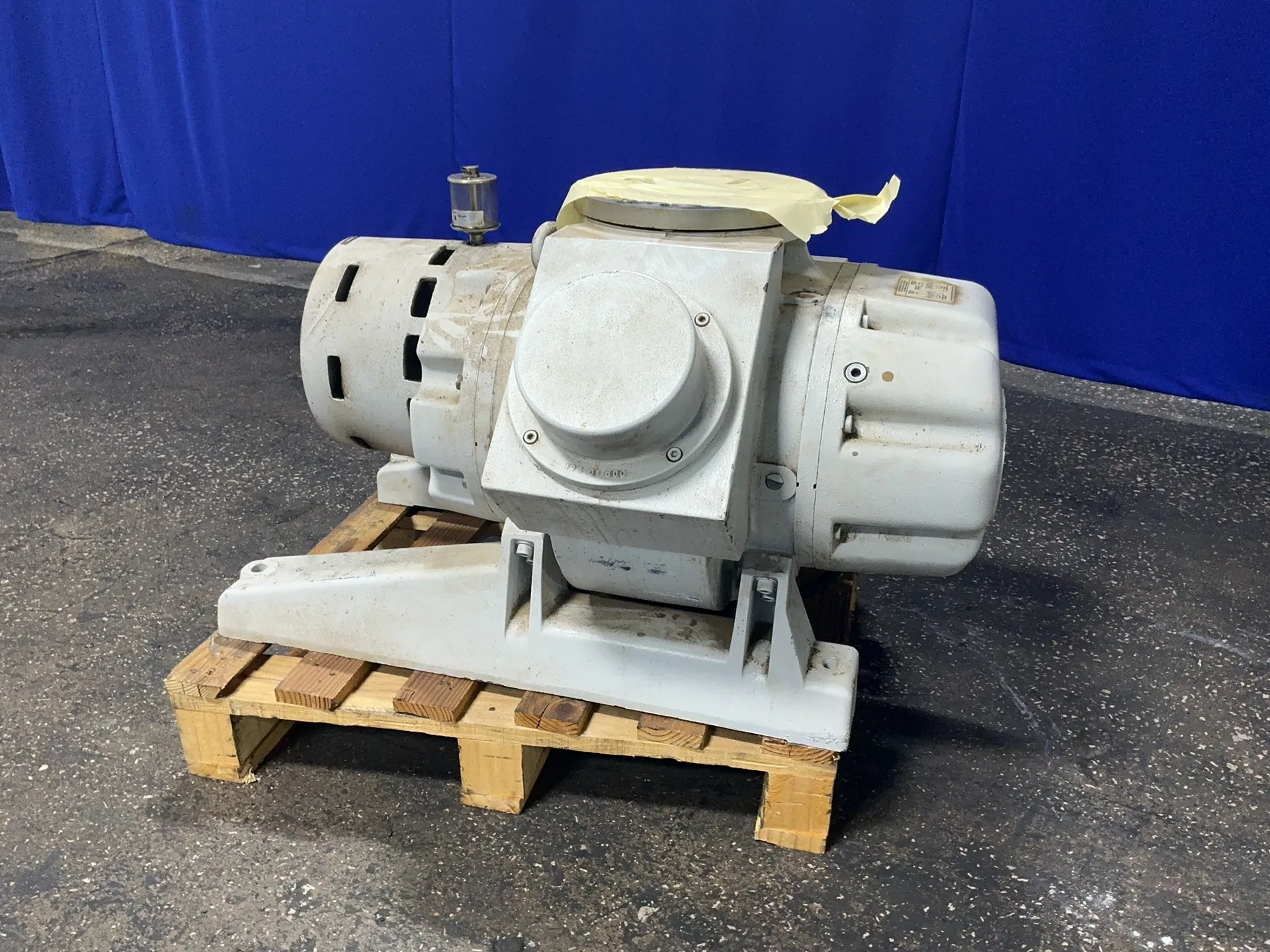 Oerlikon #WAU-2001-US, vacuum pump, 2050/2460 m3/h, 2007