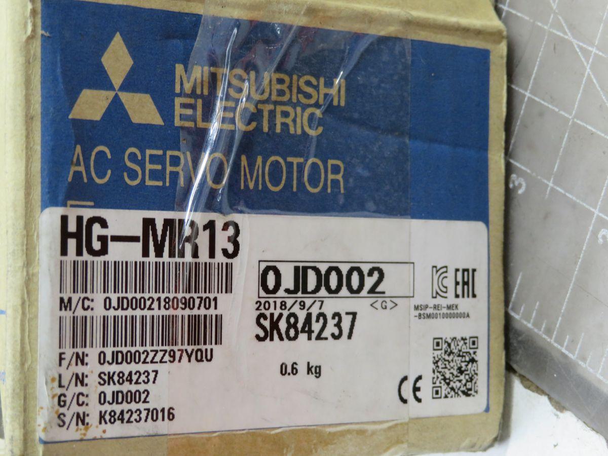 Mitsubishi #HG-MR13, HG series AC servo motor, 100 W, 3000 RPM