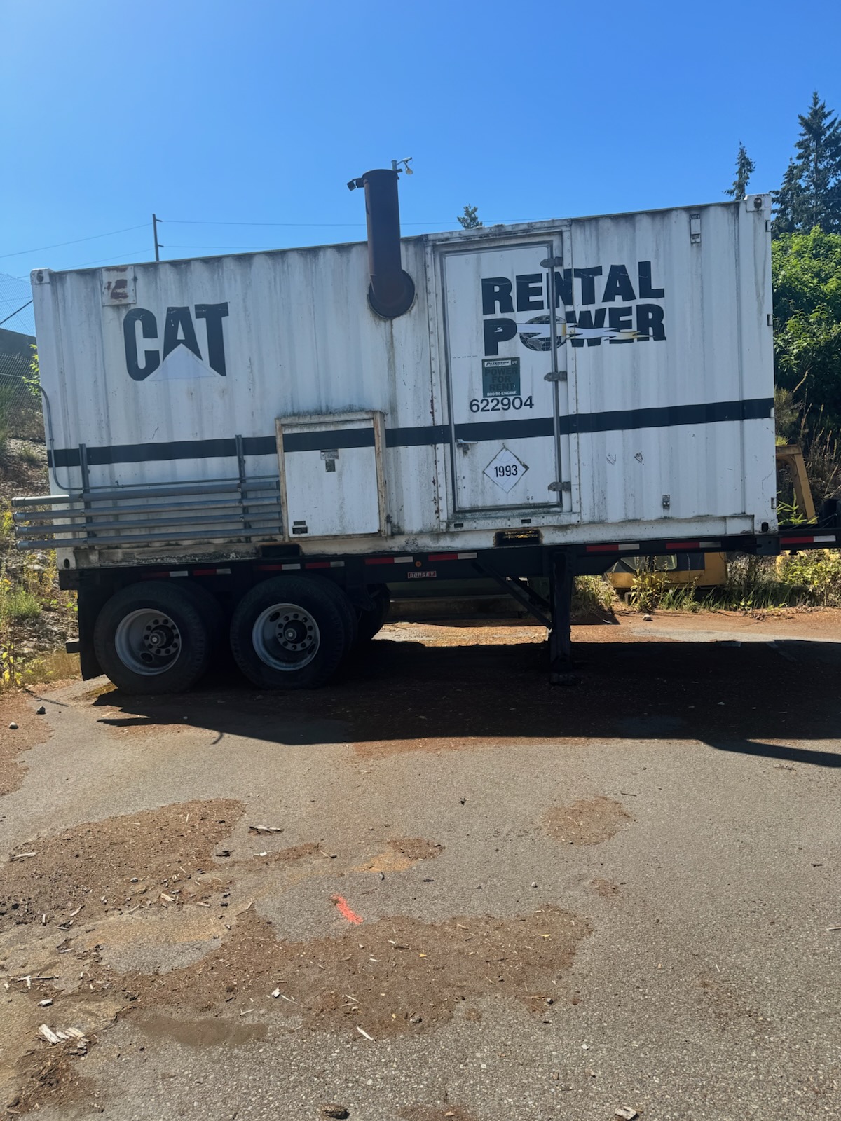 600 KW Caterpillar #3516 SR4B, generator set, 660 gallon tank, 1993
