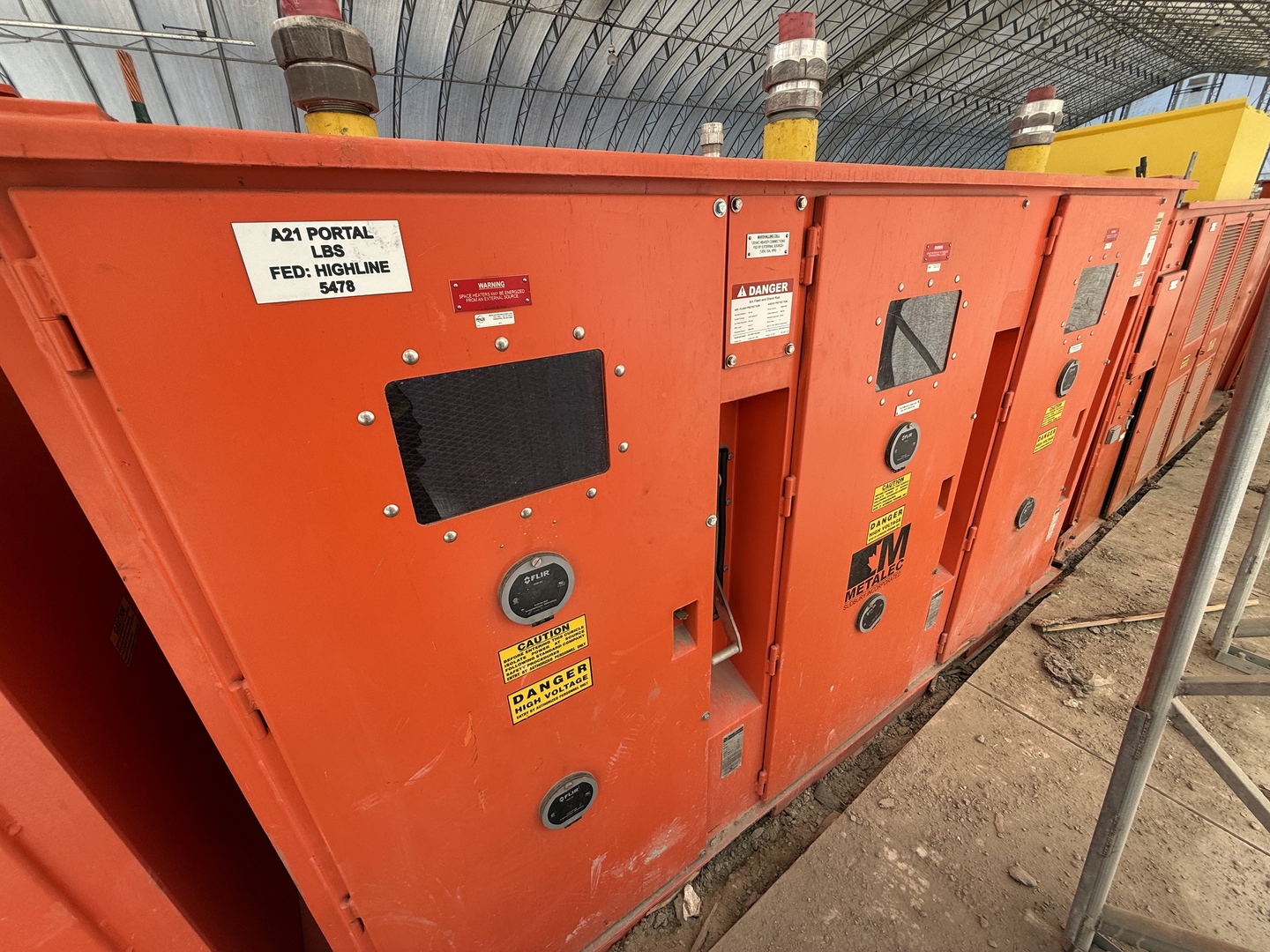 600 Amp. Metalec, Interruptor de carga, tres unidades, 95 kV BIL, 13,800 Volts, 3PH, 2015, (3 disponibles)