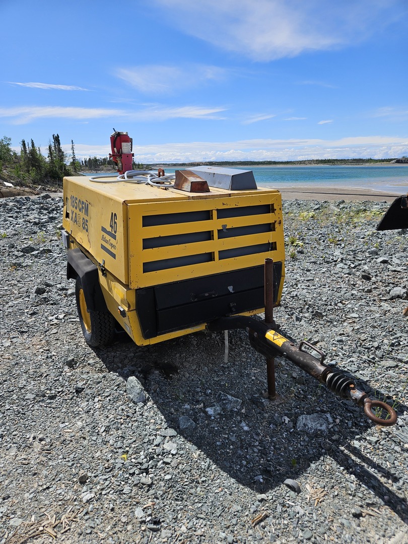 185 cfm, Atlas Copco #XAS-85, Portable Diesel Air Compressor, oil-injected rotary screw, Deutz air-cooled