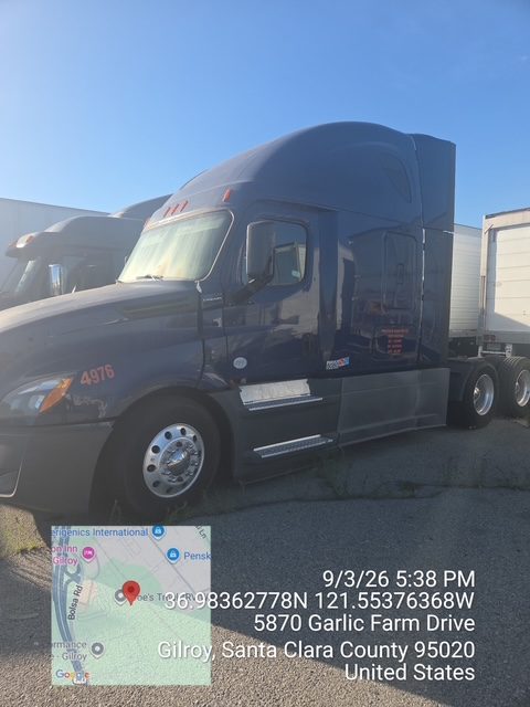 Freightliner #CASCADIA, sleeper semi truck, Class 8, diesel, 2019