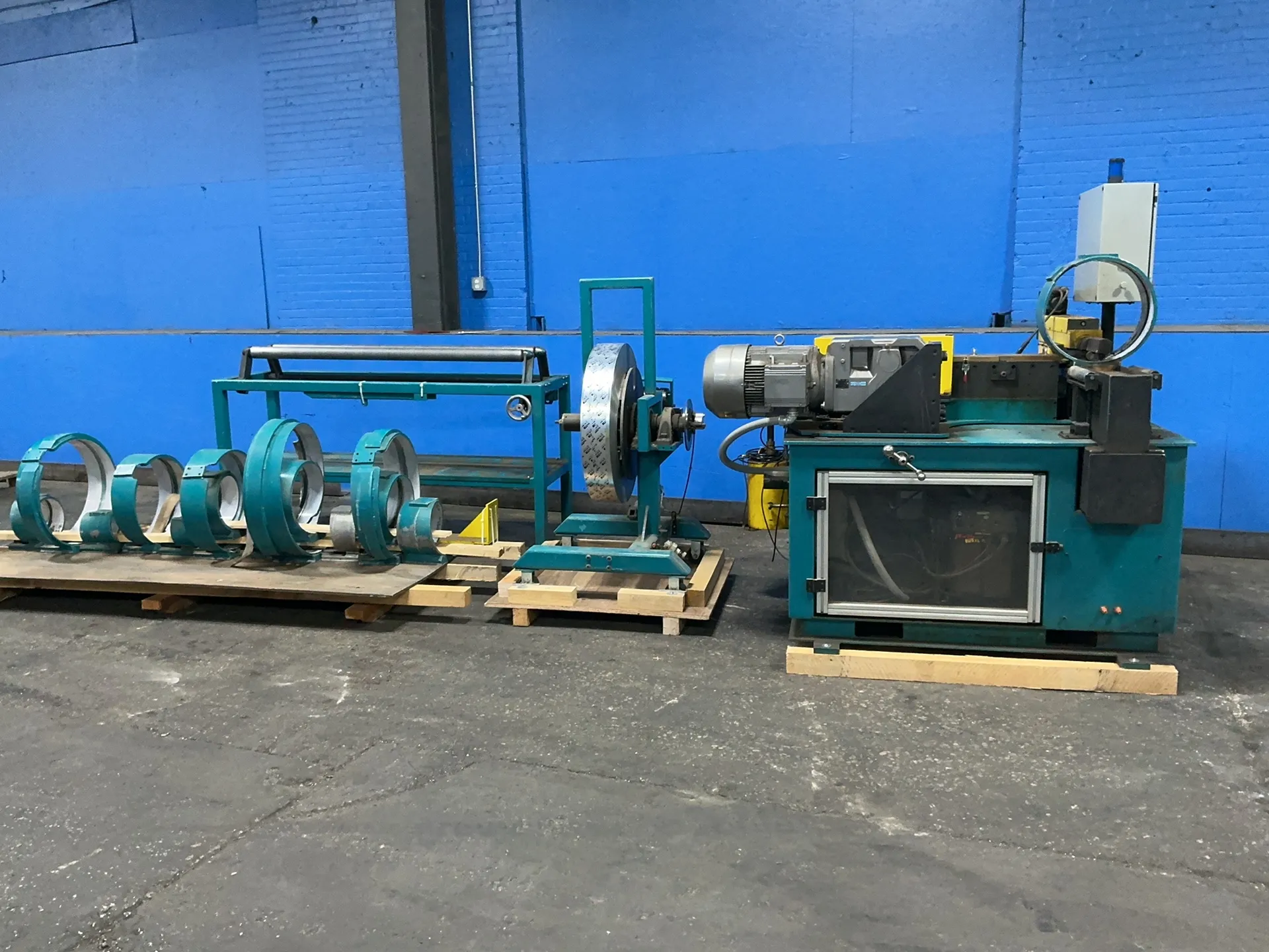 Betech #SP-10, spiral duct machine, Pak Master 75 XL Plus plasma cutter, 70 A, 15 SCFM, Allen Bradley Panel