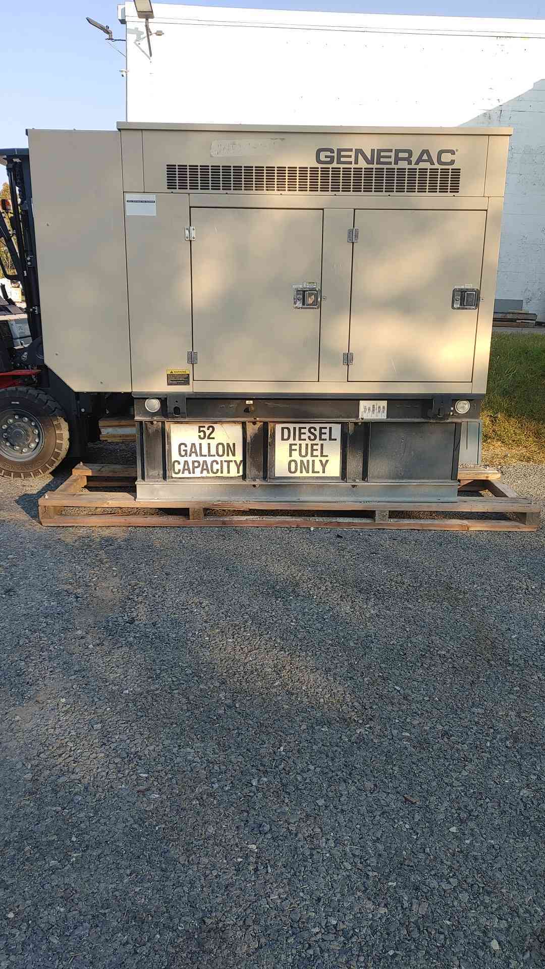 30 KW Generac #SD0030, diesel generator set, John Deere 4024TF281B engine, 120/240 Volts, 1 phase, 52 gallon