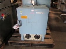 13" width x 12" H x 12" D Blue M #OV-472A-2 stable therm oven, 500 Degrees Fahrenheit, good condition