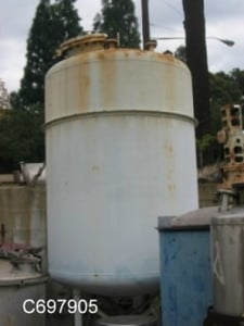 2000 gallon Rubber Lined tank, 50 psi, 6' x 10', 24" manway top, dished top & bottom, (3) 2" top inlet, 4"