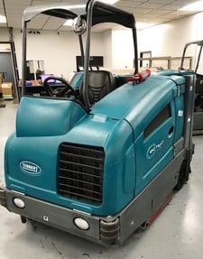 Tennant #M20, rider floor scrubber / sweeper