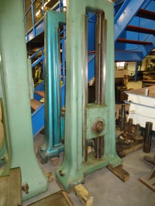 Giddings & Lewis #300T, boring mill tailstocks, approx. 48" vertical travel (2 available)