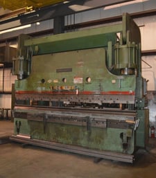 350 Ton, Cincinnati #350CBX10FT, hydraulic press brake, 12' overall, 126" between housing, 10" stroke, 8"