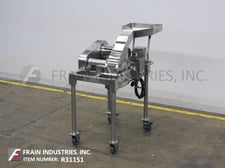 Fitzpatrick #D6A, 316 Stainless Steel, pan fed reduction hammermill, 26" L x 20" W Stainless Steel feed pan