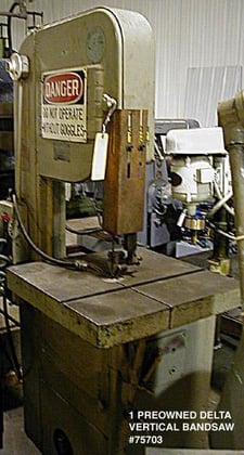 20" x 13-3/8" Delta #20-365, vertical band saw, 141" x 1/2" blade, 2 HP, serial #1303674