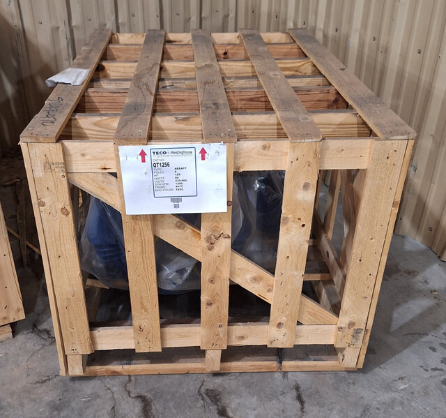 125 HP 1200 RPM Teco, Frame 447T, TEFC, des-D, OWP, BB, new surp, 460V. QT1256