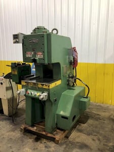 100 Ton, Maypress #MKNI-100/6, 60 SPM, 2.4" stroke, 25" x16" bolster, Cieco PLS-Plus, #12100