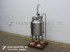 105.66 gallon Lee 400 liter 316 Stainless Steel insulated vacuum & internal pressure reaction tank, 30" dia.
