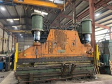650 Ton, Steelweld #MH26-10, hydraulic press brake, 16' overall, 120" between housing, manual push button &