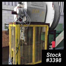 40 Ton, Cincinnati Milacron press, die set, Marathon electric motor 10 HP, 1725 RPM, 220/440 V., 3 phase