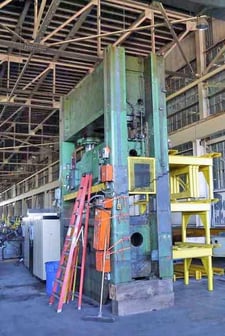 600 Ton, Pacific #600-D10-54, straight side hydraulic press, 18" stroke, 123" x 54" bed, 25" window, water