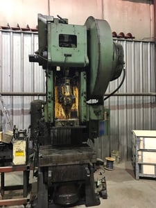 110 Ton, USI Clearing #110-P-701, OBI press, 6" stroke, 18-1/8" Shut Height, 5" adjustment, 39" x 30" bed, 40