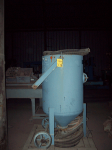 Pangborn #100AA-4, portable sandblasting tank, 100 psig, 10 cu.ft. tank, S/N 100AA-4-874