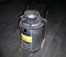 Dayton #3Z711G, industrial vacuum cleaner, 15 gallons, mounted on wheels, complete electrical controls, 120