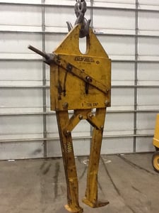 10000 lb. Caldwell #83S-5-24, coil tongs, 48" OD, 10"-20" ID, manual expansion