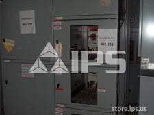 3200 Amps GE Akd-10 Fused Indoor Switchgear 3-800 Amps Feeder, Control Section