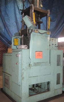 120 Ton, Hydramet, double acting, 8" fill, 10" die bore