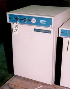 25" width x 19" H x 18" D VWR #1540, electric, 150 F, 2-adj shelves, 120 V., 60 Hz, 550 watt, #1019