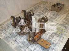 S&c Sm-5 4 Inch Locking Power Fuse Clip Assembly 5/15kv, Single Barrel