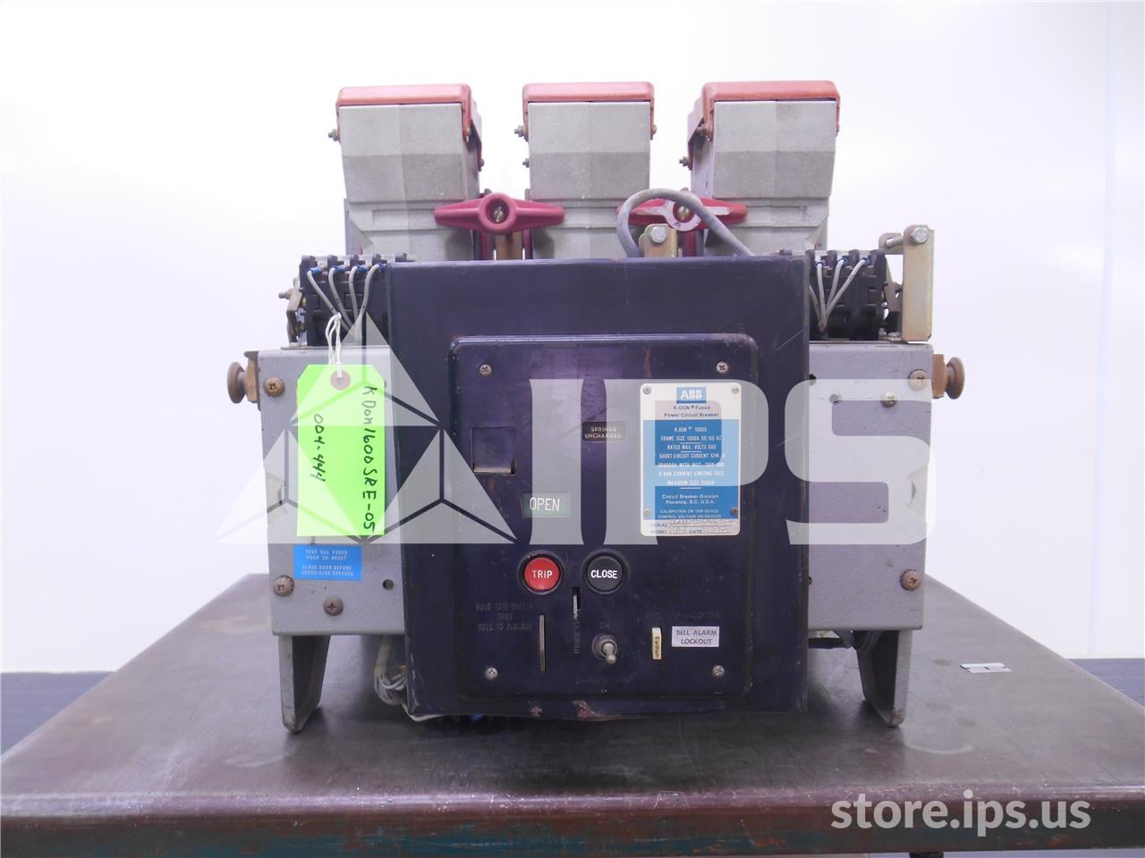1600 Amps ABB Kdon-1600s Red Eo/do 250 Volts DC Control, Ss5 Lsi, 1600 Amps Ct, 3000 Amps Fuse
