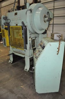 35 Ton, V & O #SS2-35-32, straight side double crank press, 2" stroke, 11.7" Shut Height, air clutch & brake