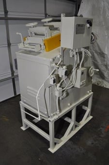 10" x .105" Rowe #A10-3J, flat & shape straightener, 7-rolls, variable speed, loop Control