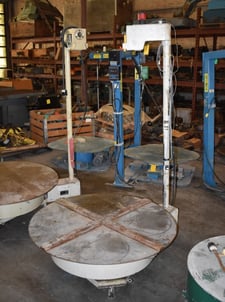 3500 lb. Pennsylvania Industries #PR-2, horizontal pallet decoiler, 36" table diameter, 48" platform capacity