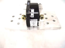 2400-3000 Amps GE Multi Ratio Neutral Current Transformer Mvt / Entelliguard For Ak / Akr, With Bus Mounting