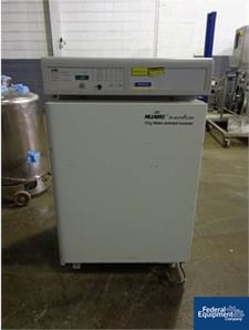 Nuaire IR Autoflow #NU-2500, Series 24, incubator, water jacketed, Serial #71532, #2765-70