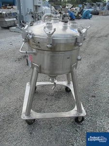 21 gallon DCI, 80 liter Receiver, 316 Stainless Steel, 50 psi, 24" diameter x 12" straight side, removable