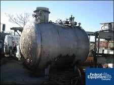 2200 gallon Stainless Steel horizontal tank, non-jacketed, 7' diameter x 7'10" straight side, dished ends, on