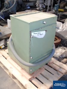 5 sq.ft., Cadmach #700B-2, dust collector, Carbon Steel, (4) 4" diameter x 16" L bags, 1 HP, 220/440