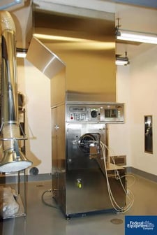 24" Thomas Compu-Lab #24XL, Stainless Steel, 24" & 18" perforated pans w/plenums, spray guns, explosion