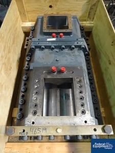 Farrel continuous mixing chamber, 50 psi @ 560&deg;F, jacketed, serial #85V1083, 1985, #46519, 1985