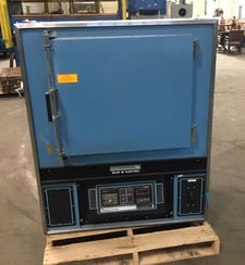 25" width x 20" H x 20" D Blue M #DC-256, 5.8 cu.ft., 343°C/650°F, 480 V., 3 phase, #2693 (2 available)