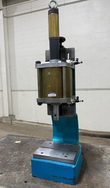 1.28 Ton, GPA #PRNA1000, 3.9" stroke, 4" throat, 7.75" x 6.25" table, 11" under ram, S/N S-8161,#50383