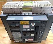3200 Amps, Siemens, L2A332YDGCXQCCN, WL L2A332, ETU745 LSI, RP, bell alarm, O/C aux contacts 4a+4b