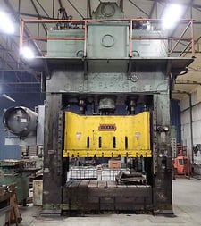 660 Ton, British Clearing #S4-650 108-64 Straight Side Press- 66" x 108" Bed, 18" Stroke, 48" Shut