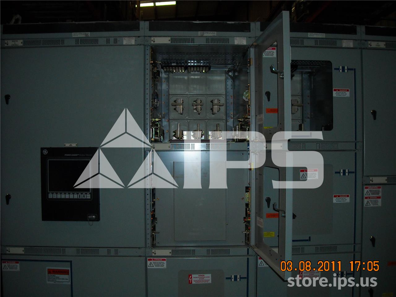 4000 Amps GE Akd-8 Fused Indoor Switchgear 4-1600 Amps Feeder